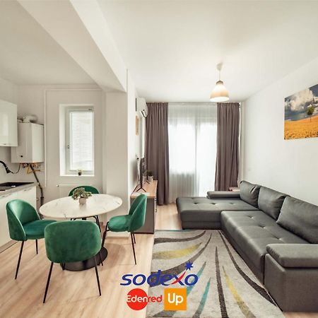 Cozy Apartments At Q Residence - Palas Mall Яссы Экстерьер фото
